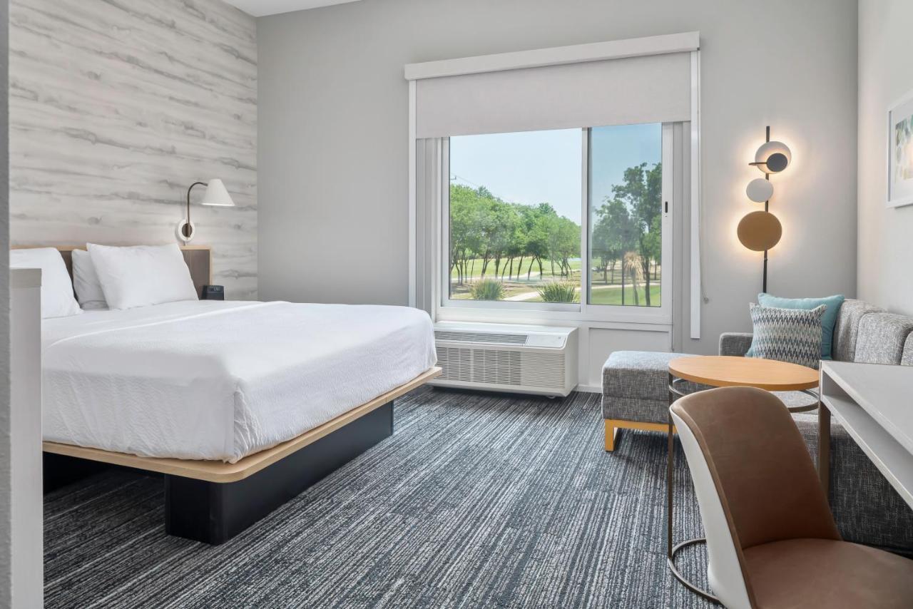 Towneplace Suites By Marriott San Antonio Universal City, Live Oak Selma Екстер'єр фото